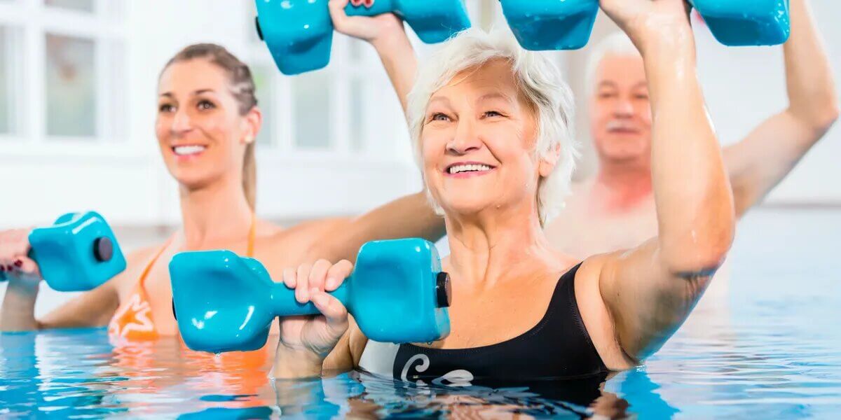 🥇 Water Aerobics Classes Near Me | The Plunge San Diego