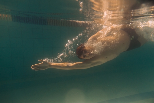 Is swimming good for losing belly fat
